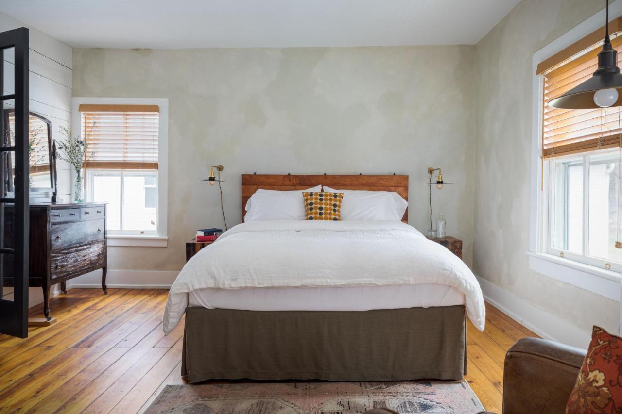 Howland House Mount Tremper エクステリア 写真